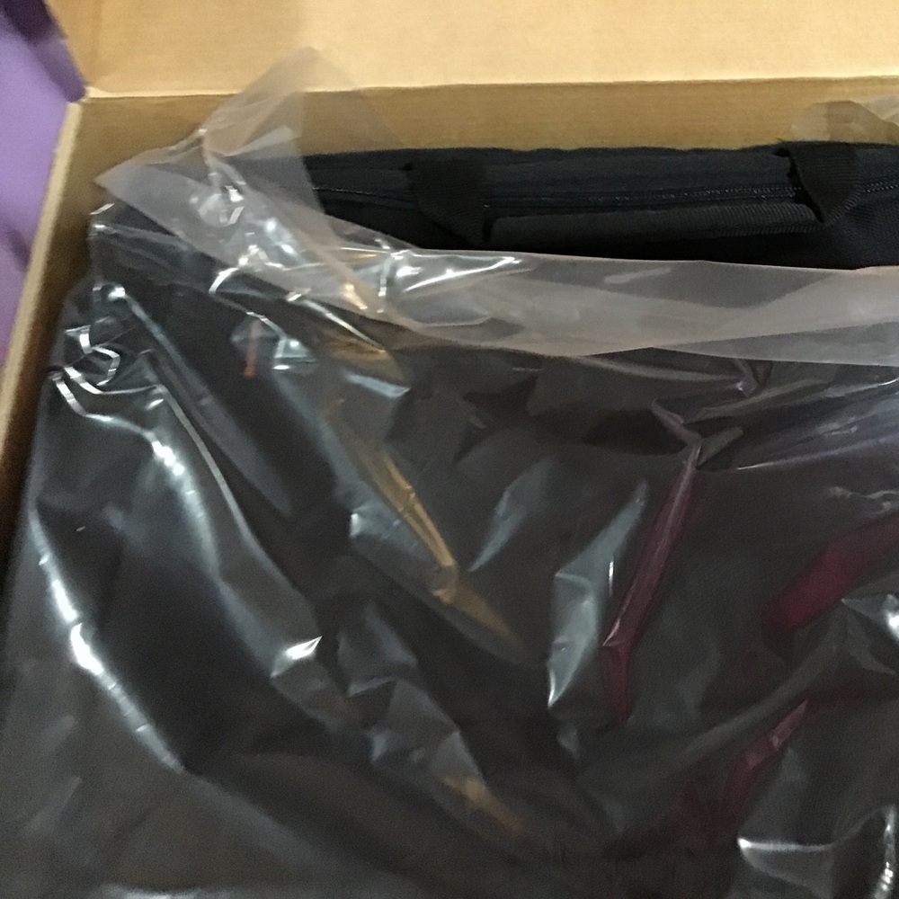 Amazon basics 15.6 inch laptop & tablet case new in box